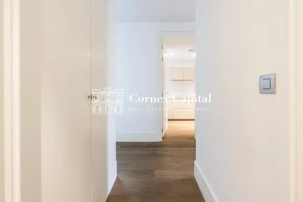 Maisonette zum Verkauf in Barcelona mit Heizung, Terrasse und Abstellraum