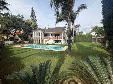 Adosado en venta en Estepona Pueblo