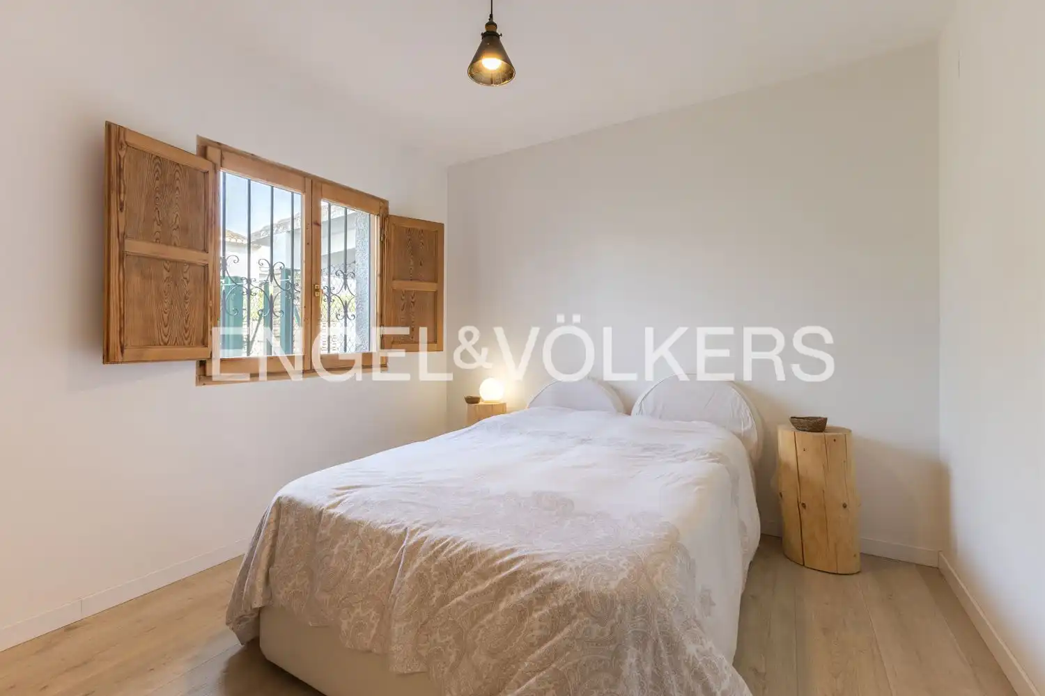 Houses for sale in Las Rotas / Les Rotes