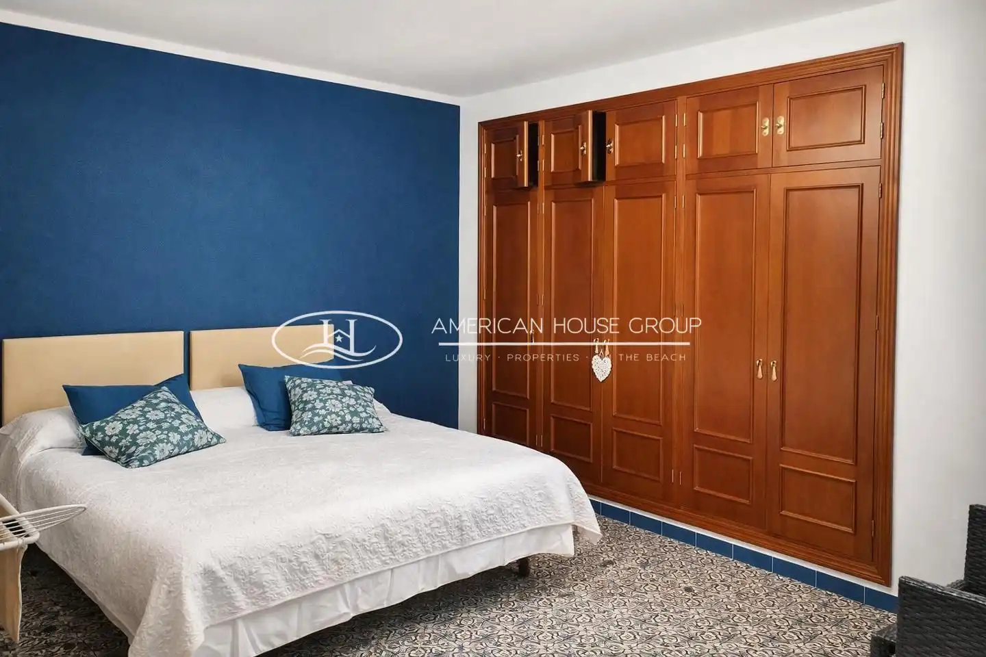 Bedroom of Houses for sale in Chiclana de la Frontera  with Air Conditioner and Private garden