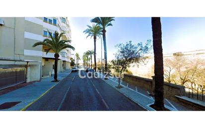 Exterior view of Flat for sale in  Cádiz Capital  with Heating and Terrace