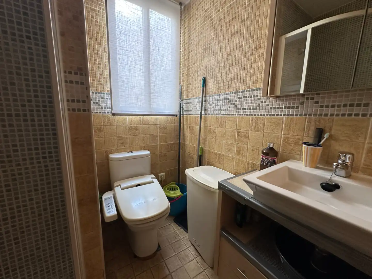 Baño de Piso en venta en Castellón de la Plana / Castelló de la Plana con Amueblado