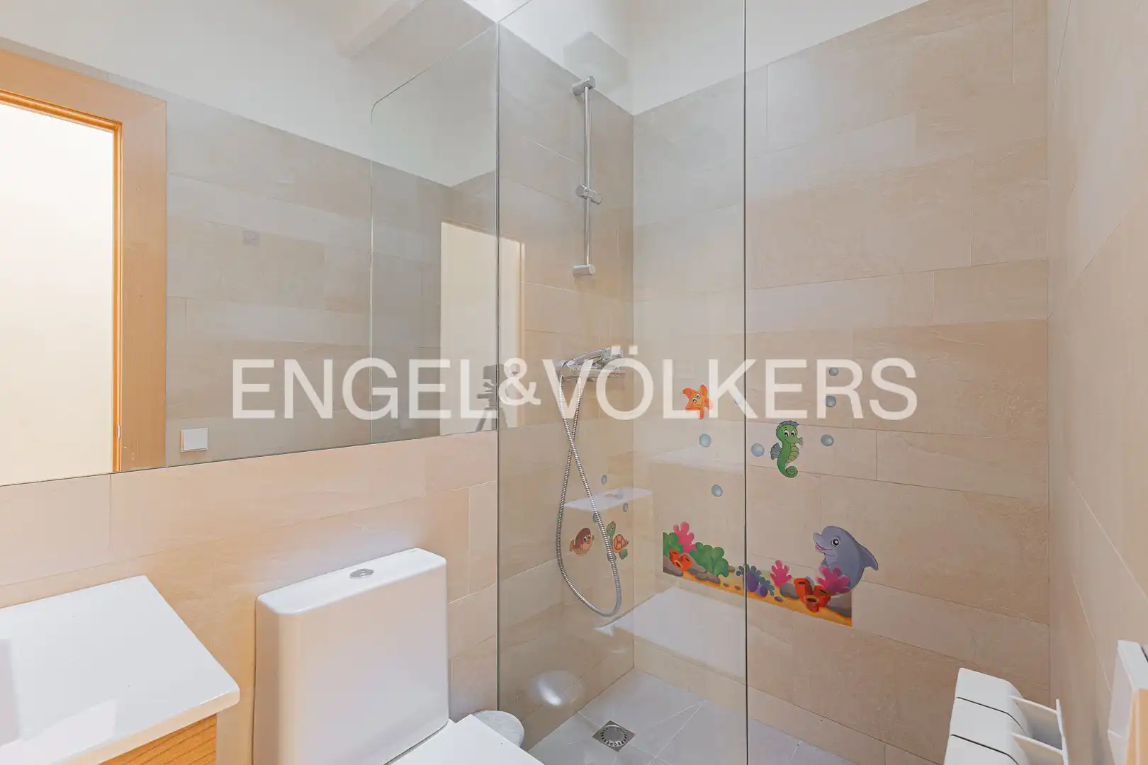 Bathroom of Houses for sale in Barcelona  with Heating and Private garden