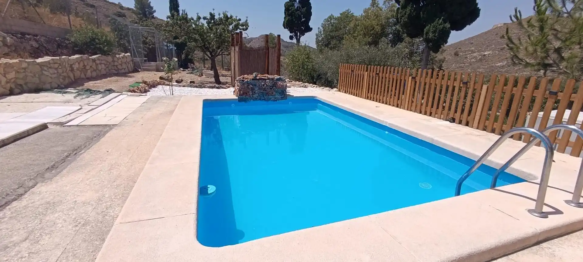 Piscina de Casa o chalet en venta en Algueña con Jardín privado, Terraza y Trastero