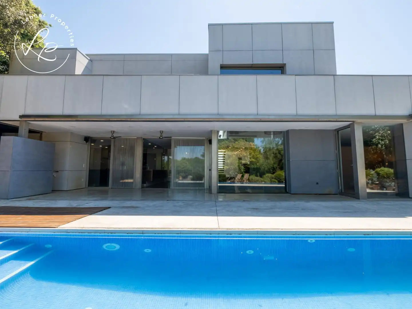 Vista exterior de Casa o chalet en venta en Avinyonet de Puigventós con Aire acondicionado, Calefacción y Jardín privado