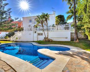 Swimming pool of House or chalet for sale in Benalmádena  with Air Conditioner, Private garden and Terrace