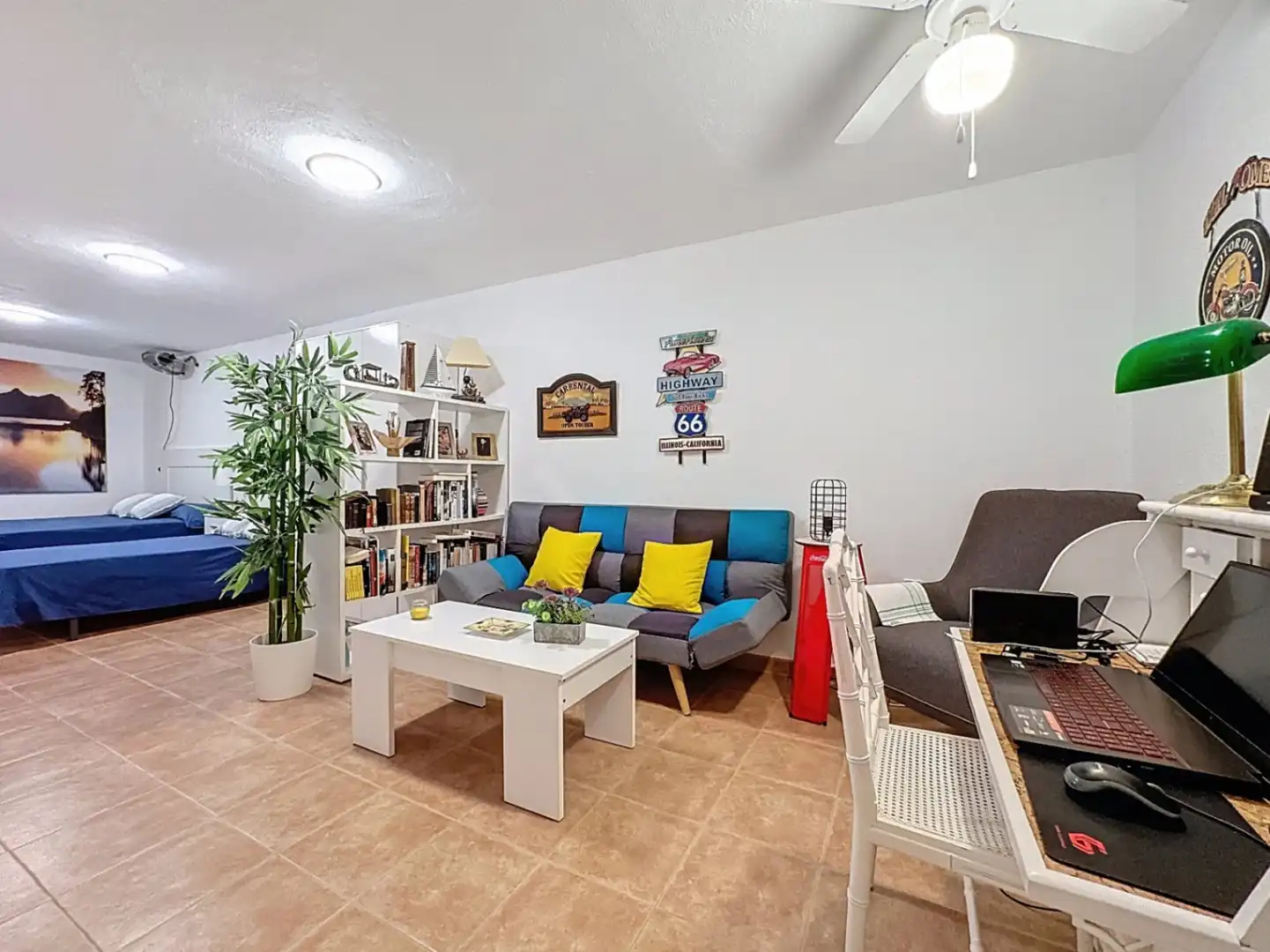 Sala d'estar de Casa adosada en venda en L'Alfàs del Pi amb Aire condicionat, Jardí privat i Terrassa