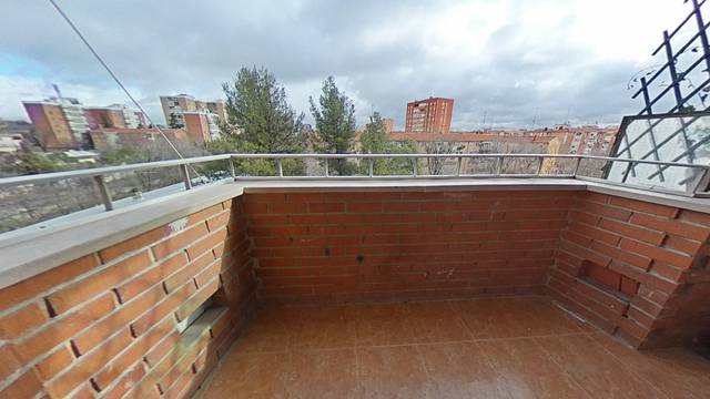Piso en Venta en C/ Besolla en Abrantes