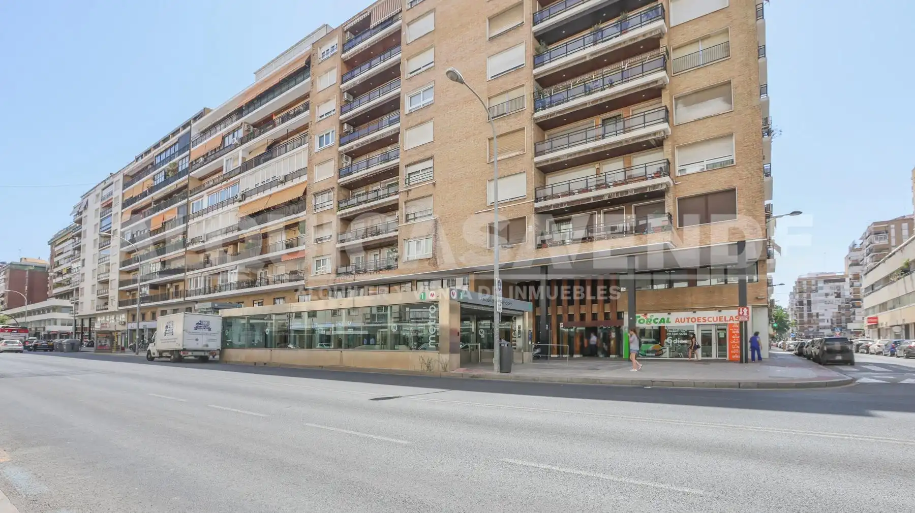 Außenansicht von Büro zur Miete in Sevilla mit Klimaanlage