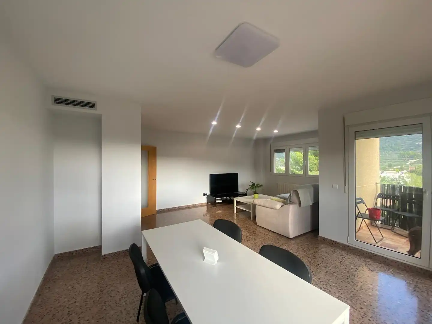 Sala d'estar de Planta baixa en venda en Bocairent amb Aire condicionat, Calefacció i Terrassa