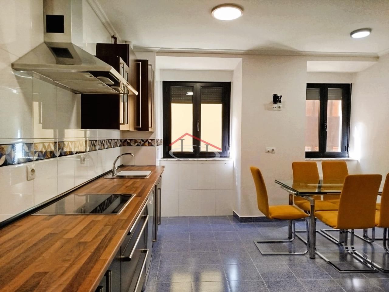 Kitchen of Apartment for sale in León Capital   with Heating and Parquet flooring