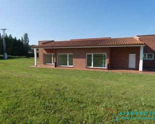 Vista exterior de Casa o xalet en venda en Laukiz amb Traster