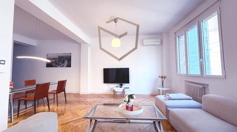 Foto 3 de Piso de alquiler en Miguel Moya, Universidad - Malasaña,  Madrid Capital