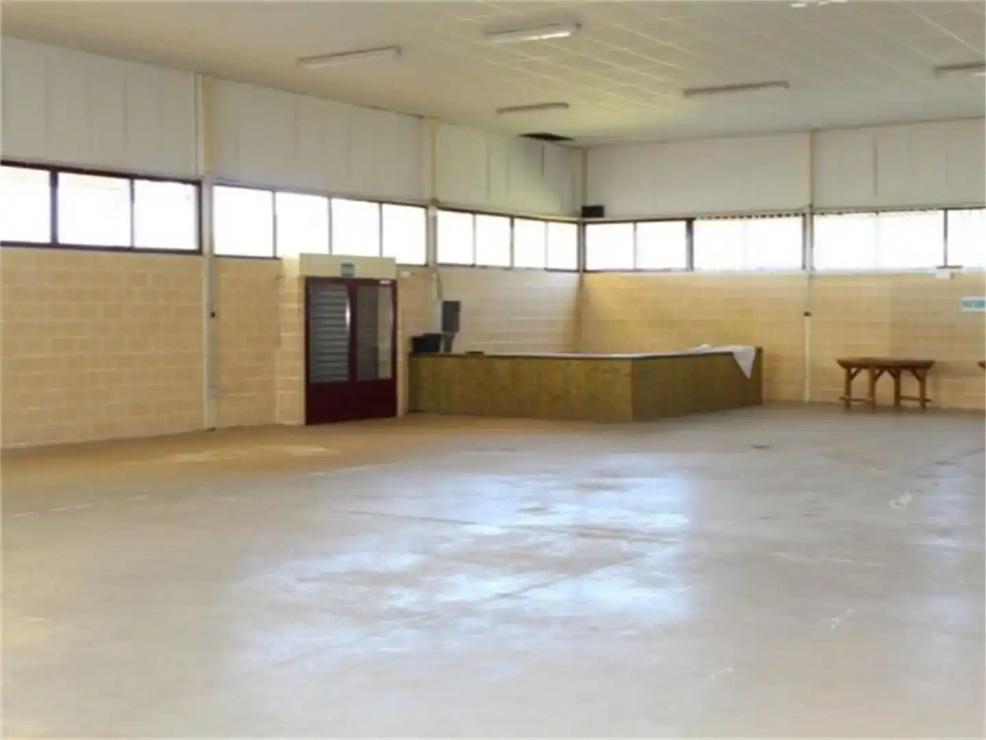Nau industrial en venda en Cáceres