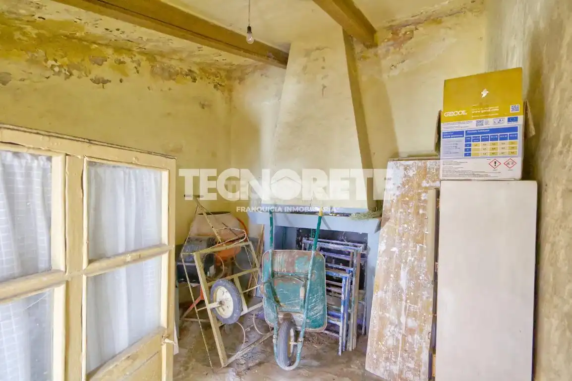 Casa adosada en venta en Consuegra con Jardín privado