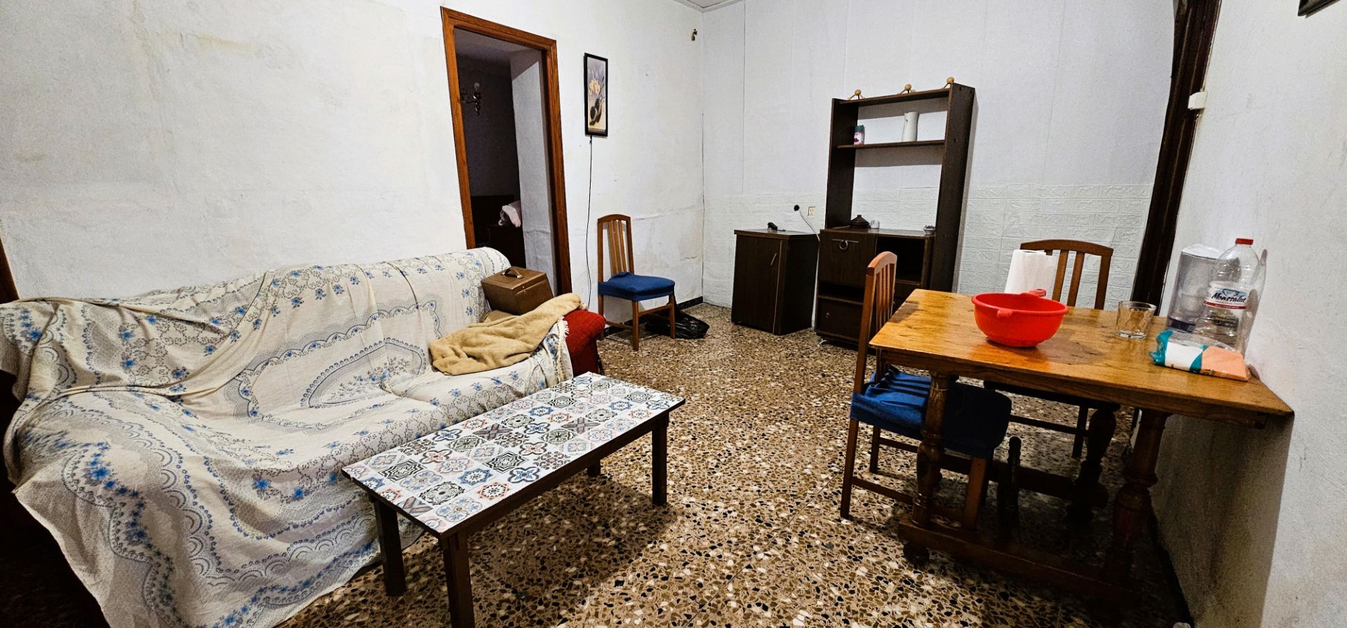 Wohnzimmer von Einfamilien-Reihenhaus zum Verkauf in Totana mit Möbliert