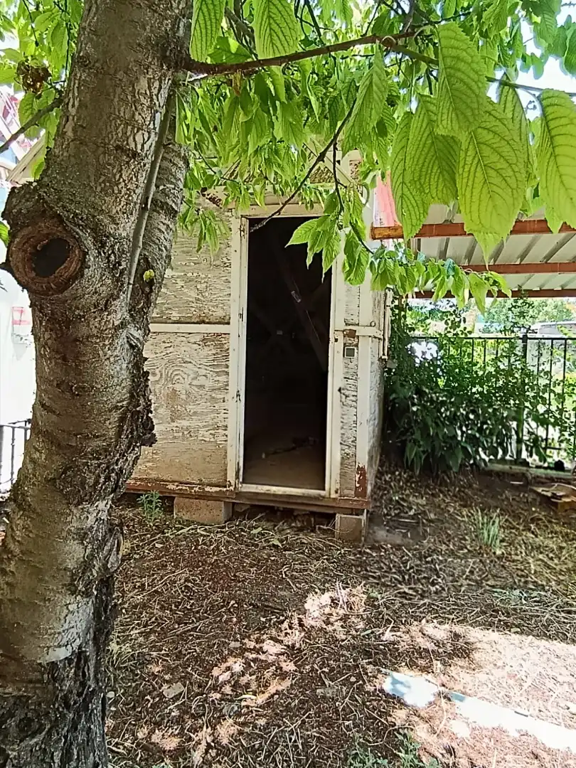 Außenansicht von Geschaftsraum zum Verkauf in Albalate de Zorita mit Klimaanlage, Heizung und Terrasse