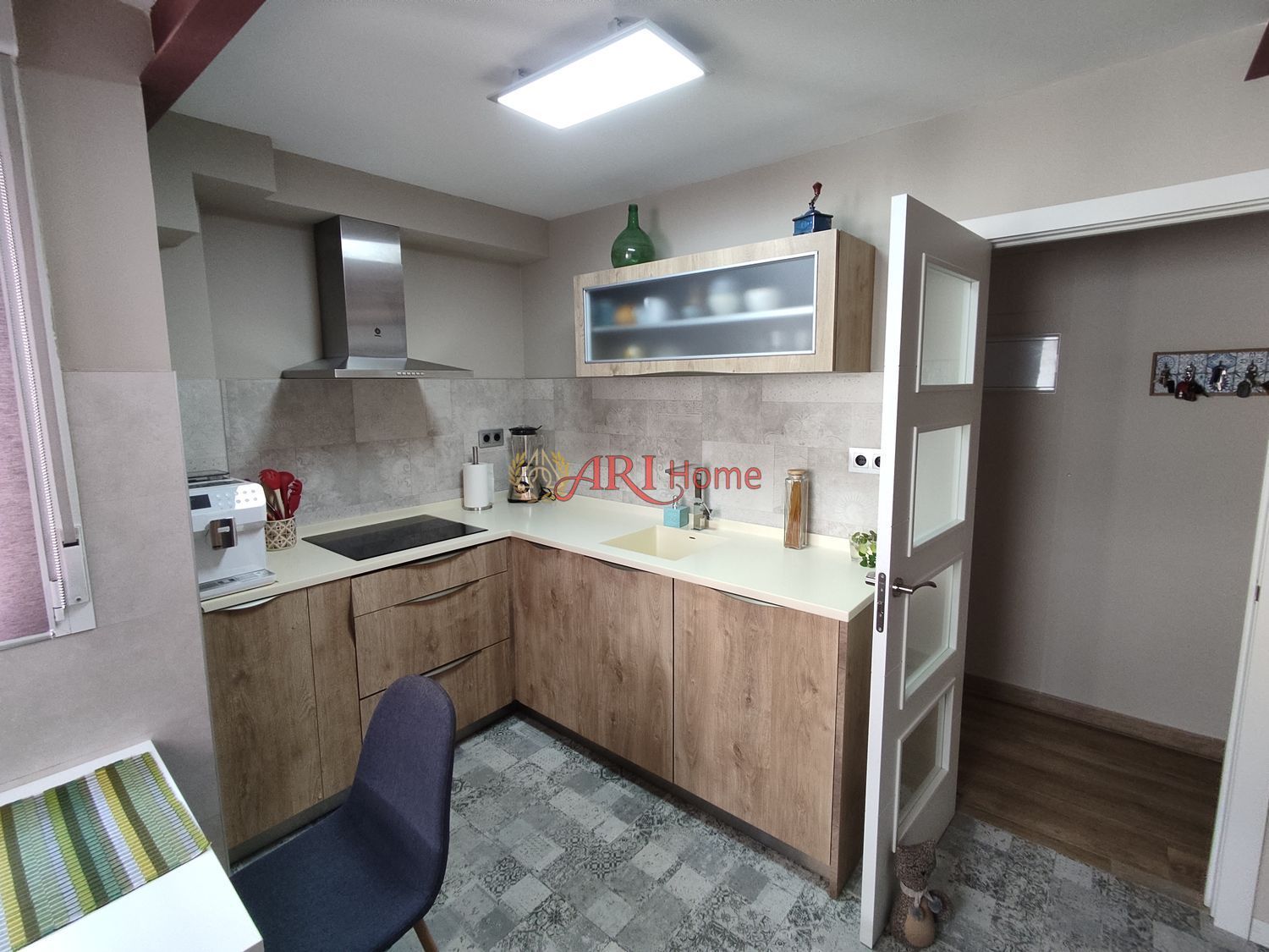 Kitchen of Flat for sale in  Madrid Capital  with Air Conditioner, Heating and Storage room