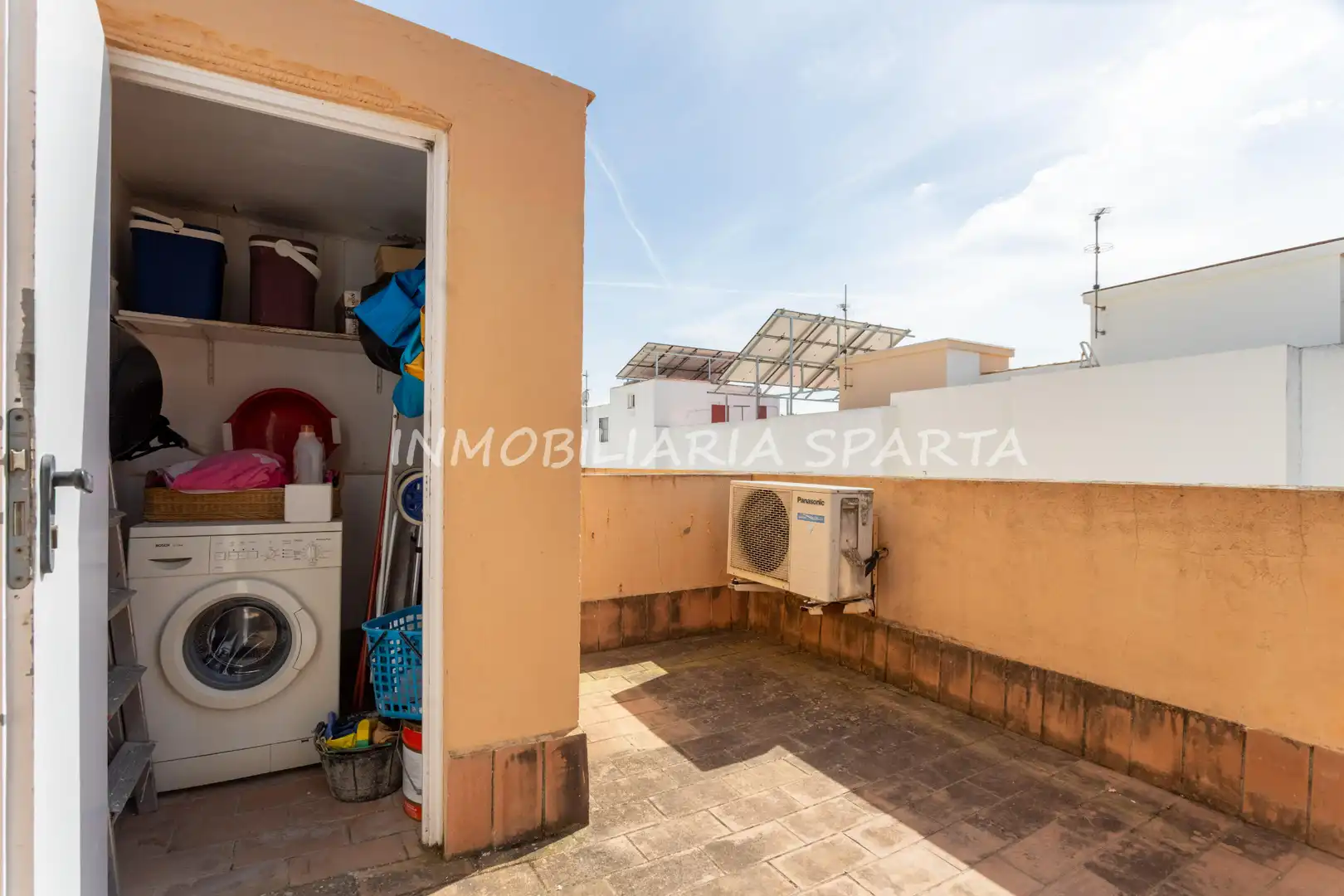 Terrace of Detached homes for sale in Bollullos de la Mitación  with Air Conditioner, Terrace and Oven