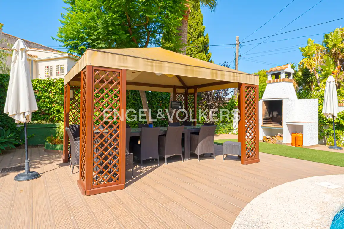 Terraza de Casa o chalet en venta en Benidorm con Aire acondicionado, Jardín privado y Piscina