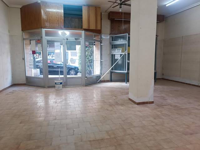 Local comercial en Alquiler en Centre - Zona Alta