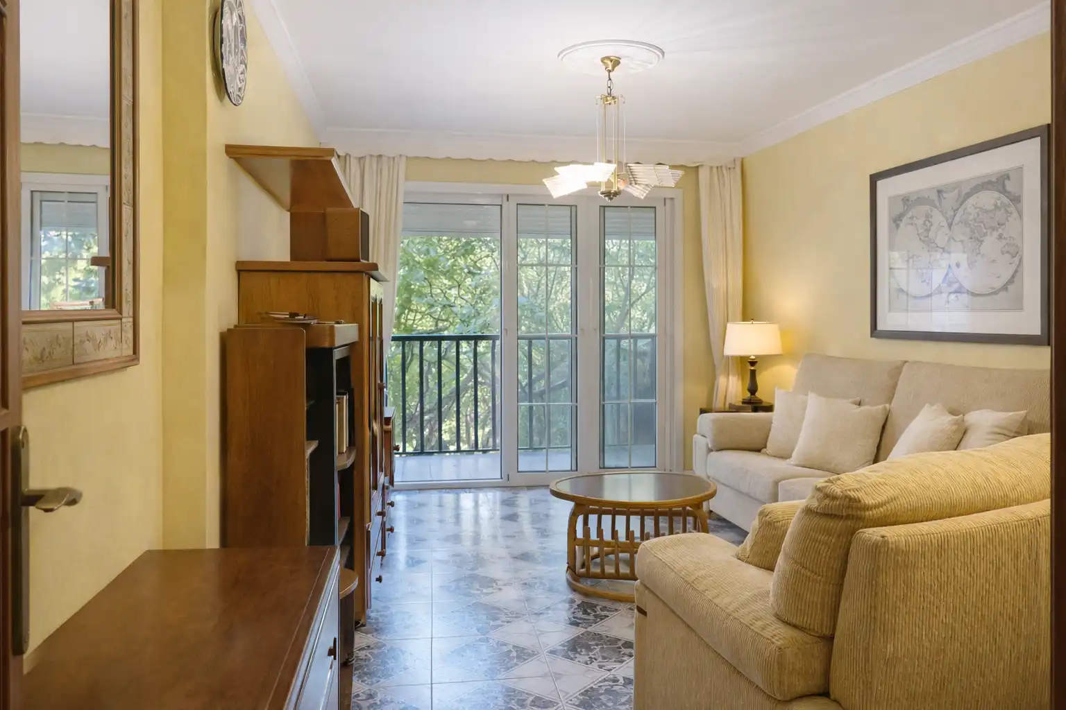 Apartament amb terrassa en venda a Estepona Pueblo, imagen 4