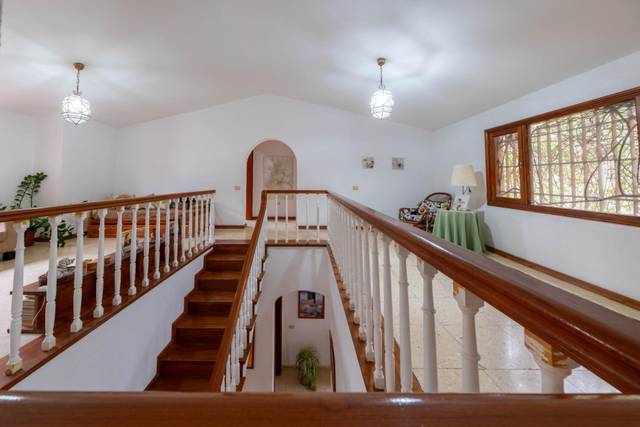 Casa-chalet en Venta en Calle FUENTE MORALES en Almatriche