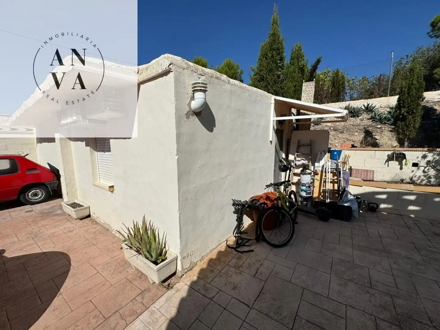 Vista exterior de Casa o chalet en venta en Busot con Aire acondicionado, Jardín privado y Terraza