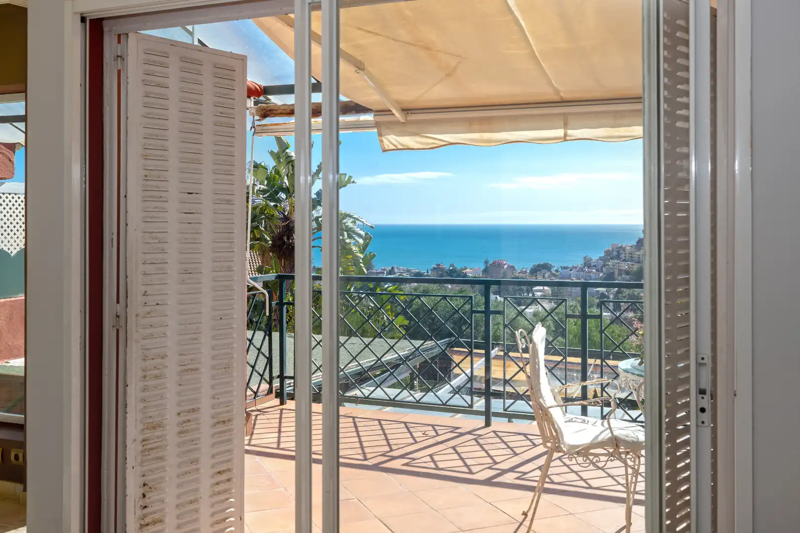Dormitori de Casa adosada en venda en Málaga amb Aire condicionat, Calefacció i Jardí privat
