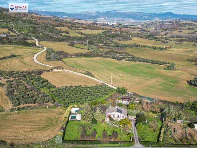 Casa-chalet en Venta en Villatuerta