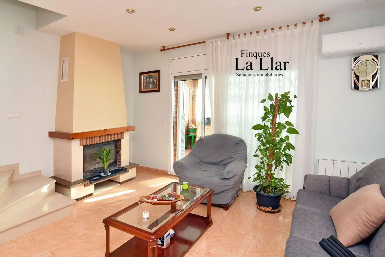Casa o xalet en venda a MARTI I POL, Rodonyà