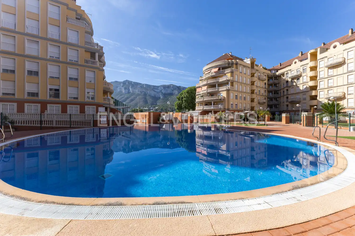 Exterior view of Flat for sale in Dénia  with Air Conditioner, Heating and Swimming Pool