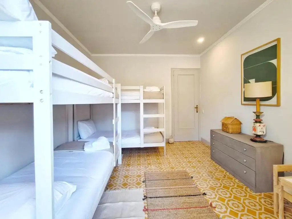 Schlafzimmer von Wohnung zum Verkauf in Campdevànol mit Heizung, Terrasse und Möbliert