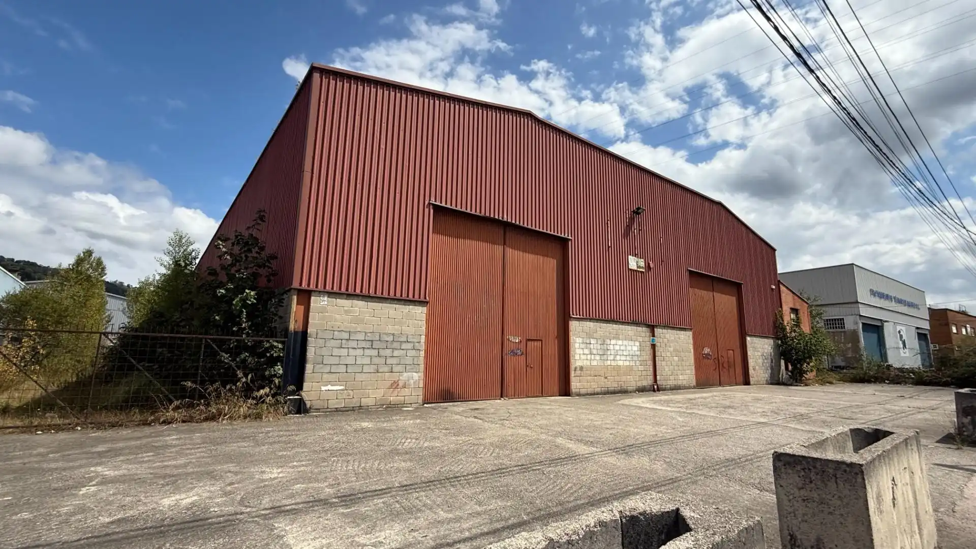 Exterior view of Industrial buildings for sale in Langreo