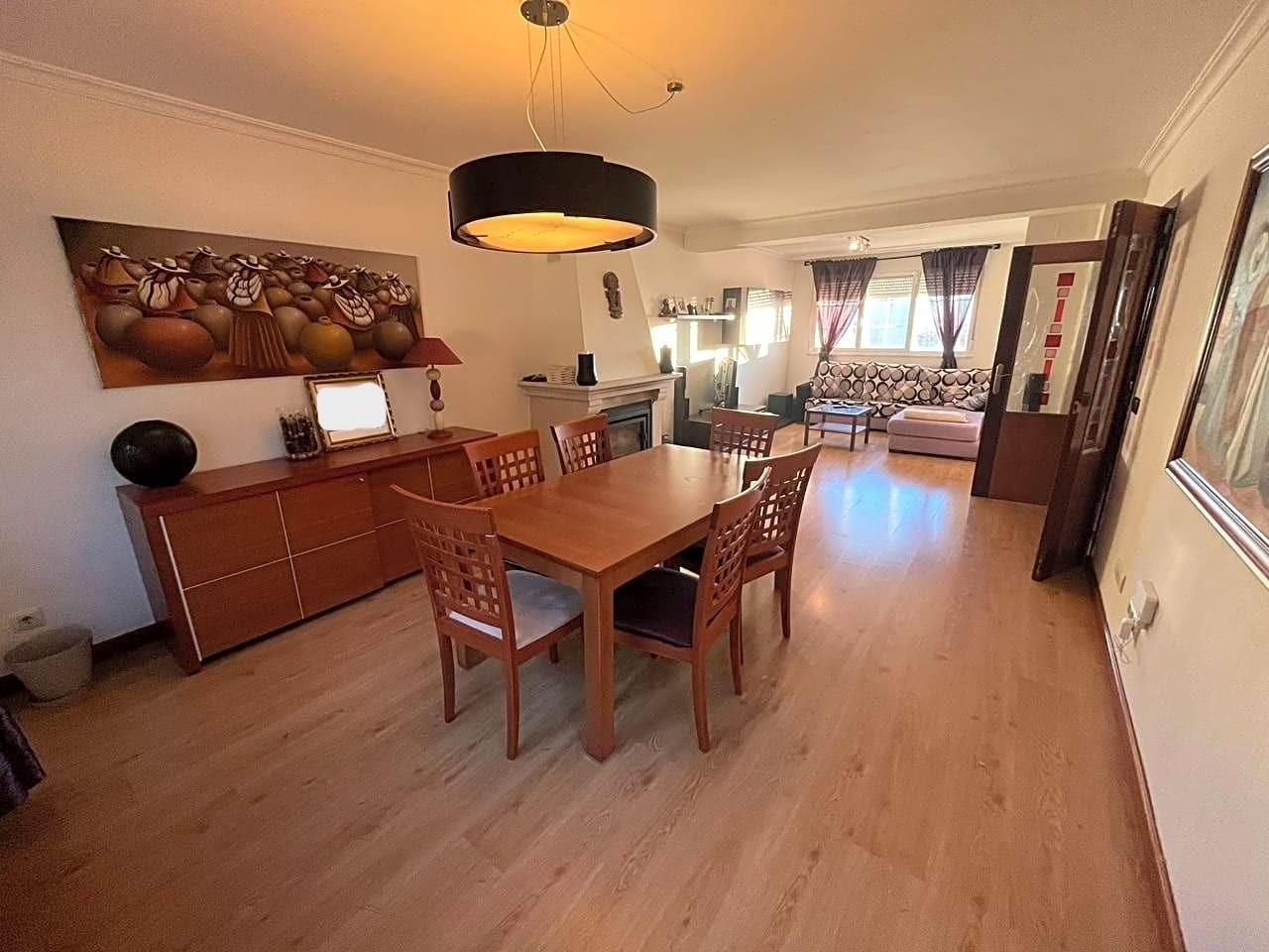 Dining room of Single-family semi-detached for sale in Cabrerizos  with Heating, Private garden and Parquet flooring