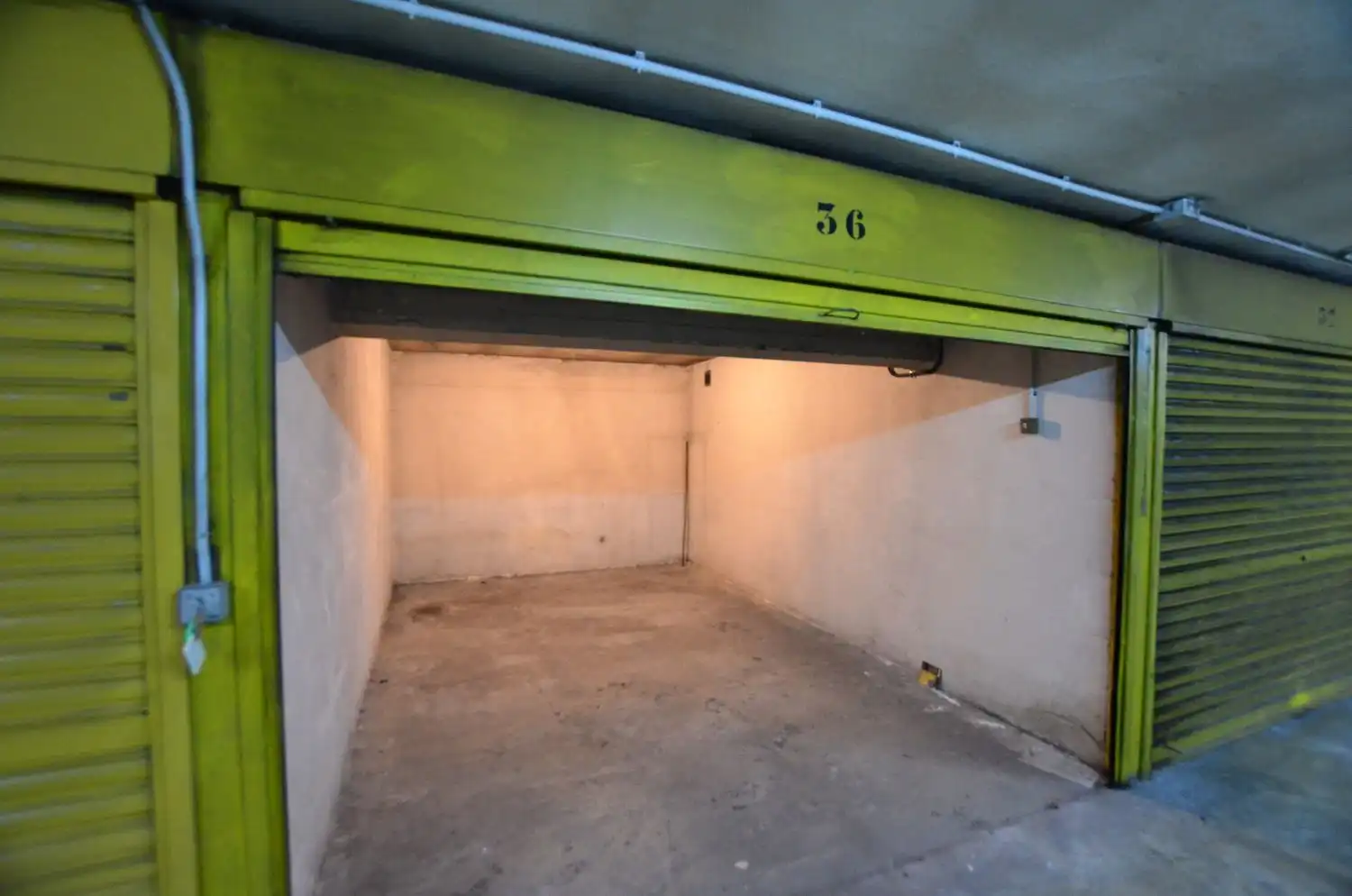 Parkplatz von Wohnung zum Verkauf in Oviedo  mit Heizung, Terrasse und Schwimmbad