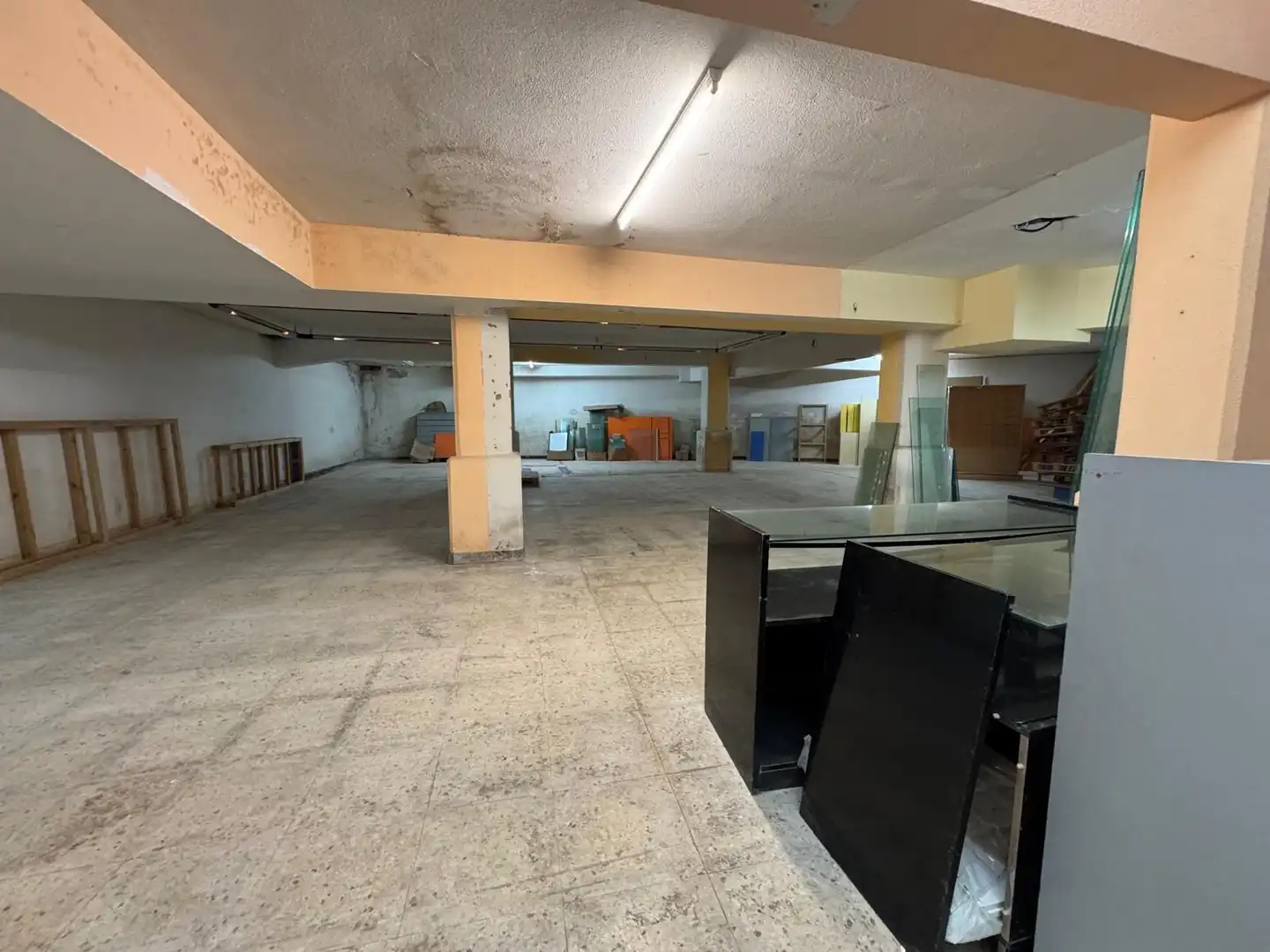 Business premises for sale in Os Mallos, imagen 21