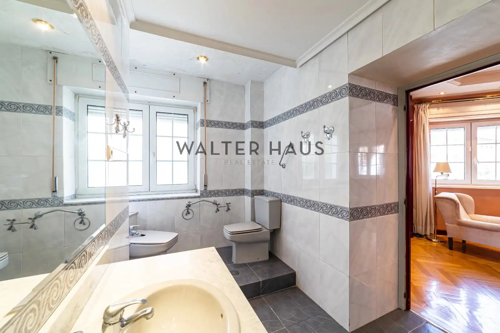 Flat with lift for sale in Calle de Modesto Lafuente, imagen 43