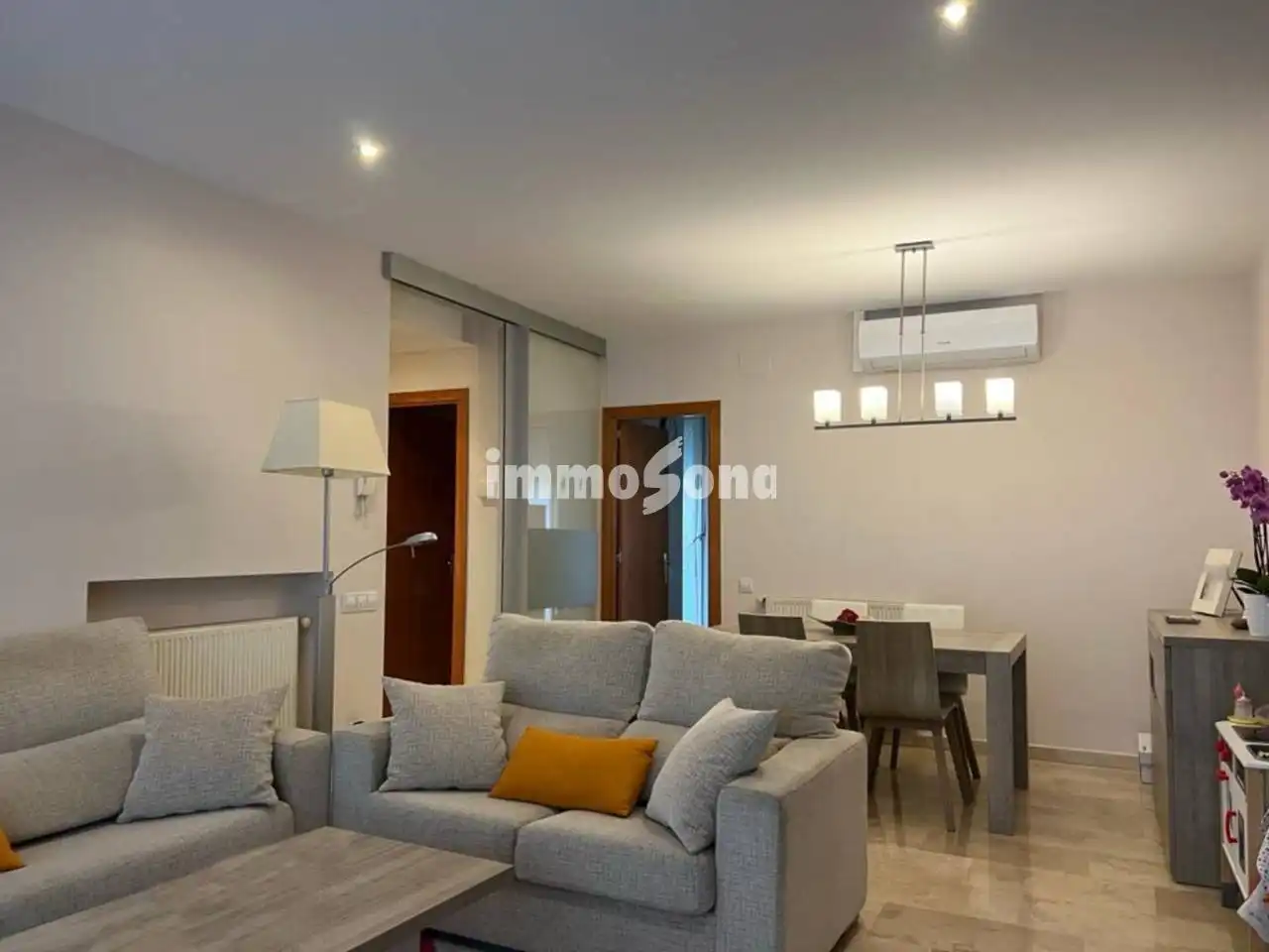 Sala d'estar de Casa o xalet en venda en Tona amb Aire condicionat, Calefacció i Terrassa