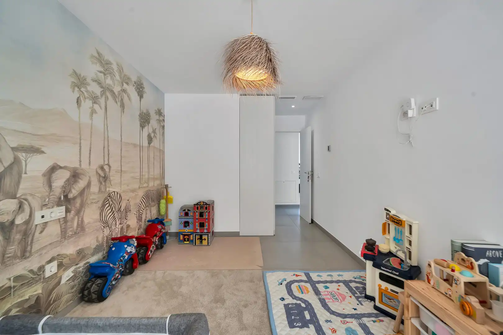Sala de estar de Ático en venta en Benalmádena con Jardín privado, Alarma y Piscina comunitaria