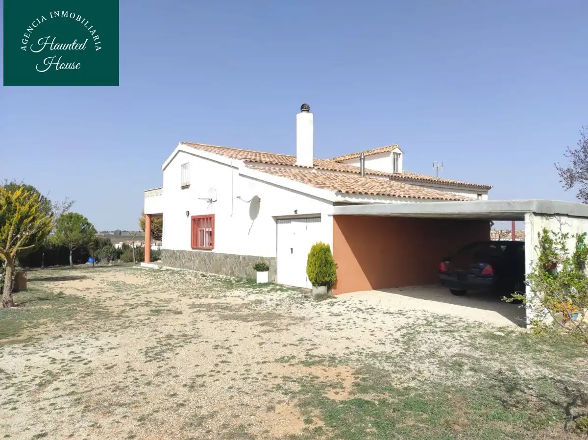 Casa amb terrassa en venda a DE LOS VALLEJOS, imagen 2