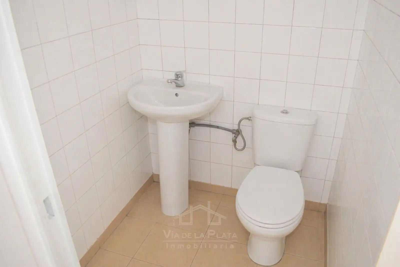 Industrial building for sale in Villares de la Reina, imagen 32