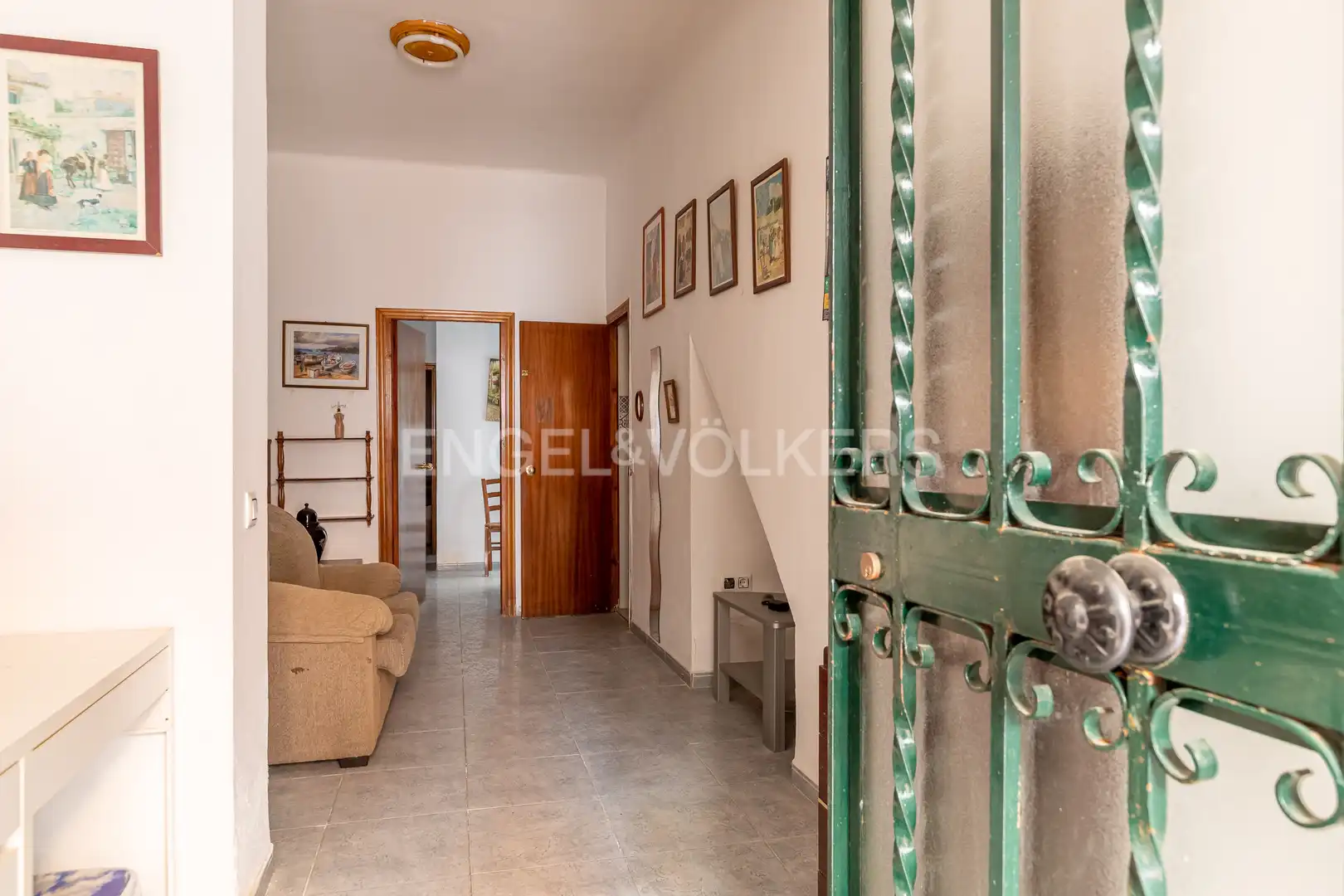 Houses for sale in Sevilla  with Heating, Terrace and Balcony