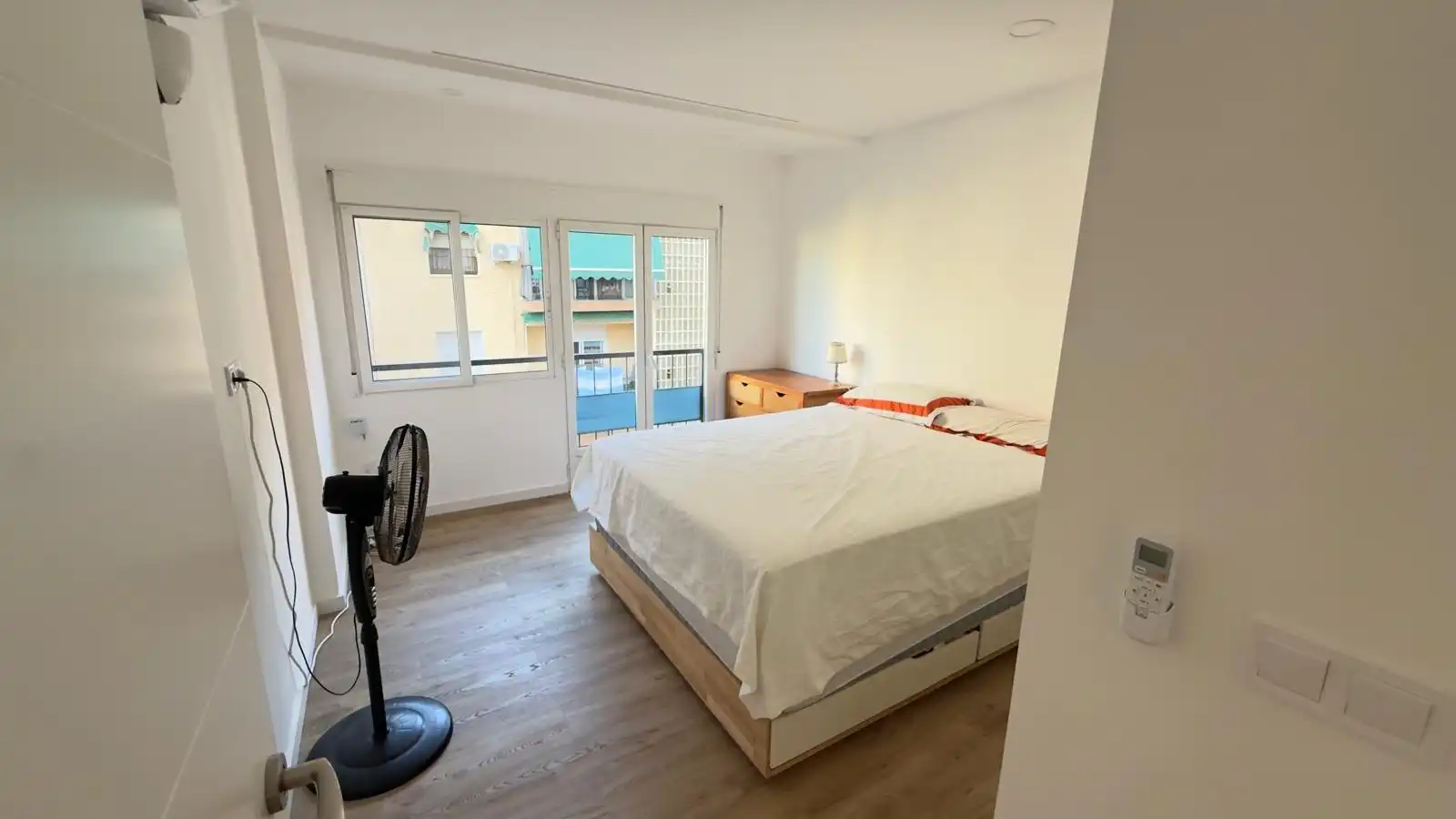 Dormitori de Apartament de lloguer en Pla - Carolinas