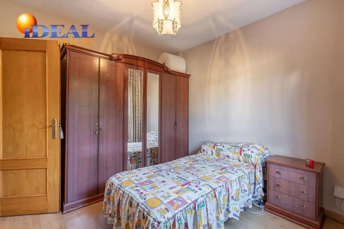 Casa o xalet en venda a Gójar