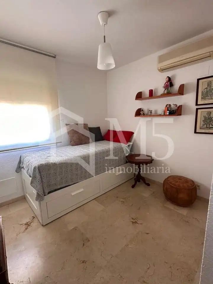 Detached homes for rent in El Tomillar