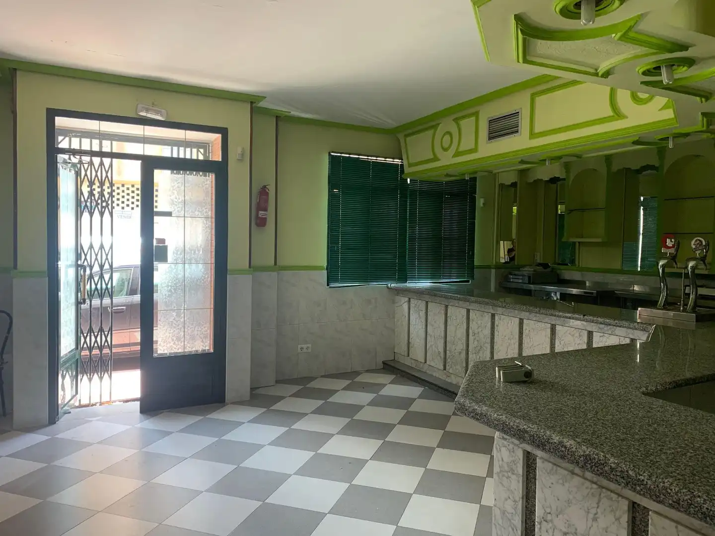Local comercial en venda a Don Benito, imagen 2