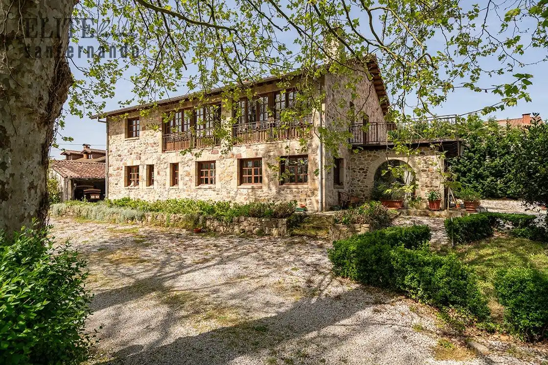 Vista exterior de Casa o chalet en venta en Ribamontán al Monte con Jardín privado, Trastero y Balcón