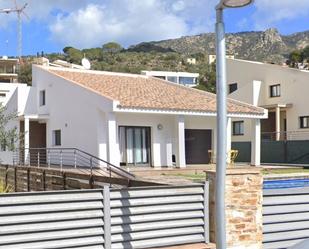 Exterior view of Single-family semi-detached for sale in Palau-saverdera