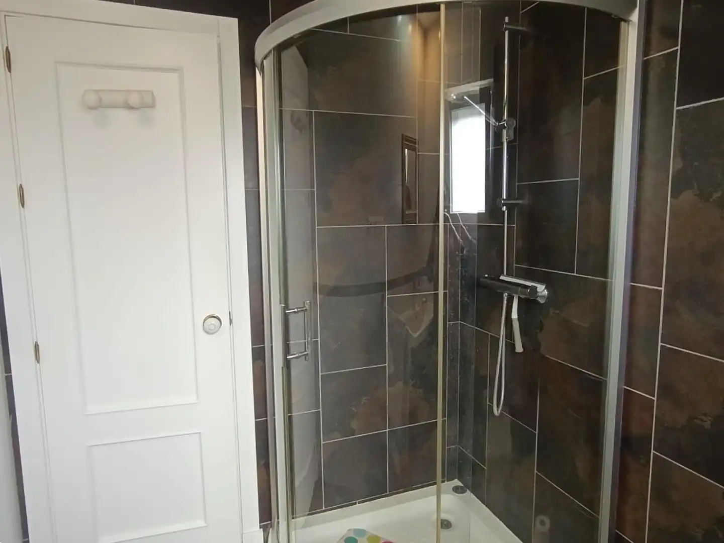 Bathroom of Houses for sale in Chiclana de la Frontera  with Air Conditioner, Private garden and Storage room